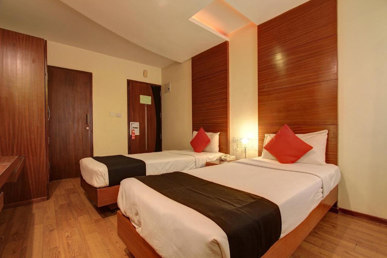 Amaran Hotels Madurai Εξωτερικό φωτογραφία